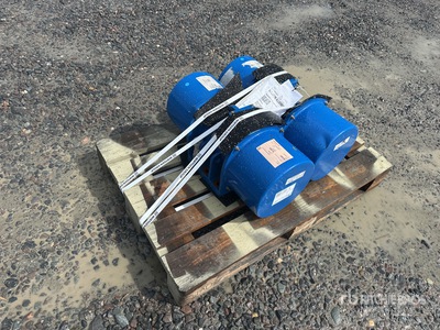 NT 599-6 F600-6-3.4 QTY of 2 Viberations Motoren , 980 U/min , 1,7 KW , 220/380V 50Hz M10005823 Moteur (Unused)