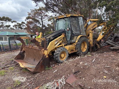 Cat 428C Graaflaadmachine