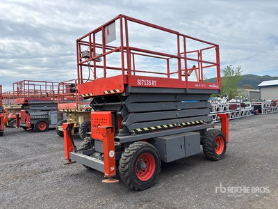 2010 Skyjack SJ7135 4x4 Dual Fuel Scissor Lift