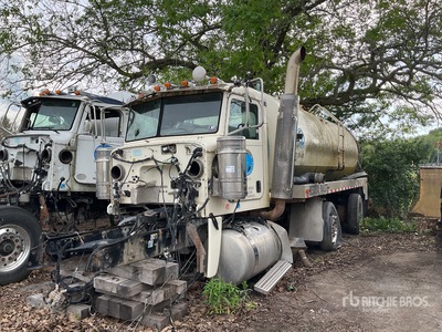 2012 Peterbilt 388 8x4 Tanker Truck