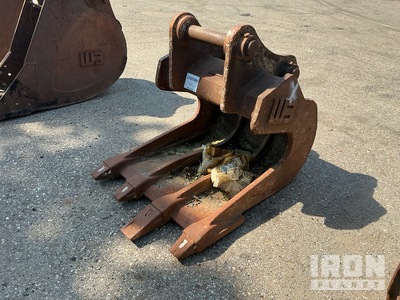 Werk Brau 40 in Excavator Bucket - Fits Kobelco 330