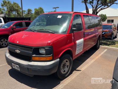 2008 Chevrolet Express 4x2 13-Seat Fourgonnette de passagers