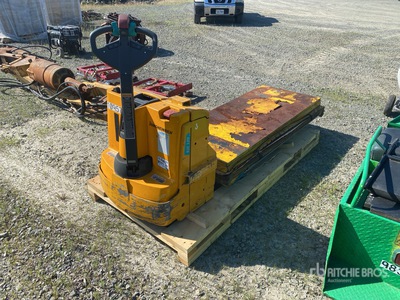 Jungheinrich EJE120 4500 lb Electric Pallet Jack