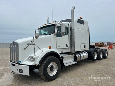 2012 Kenworth T800 8x4 Tri/A Sleeper Truck Tractor