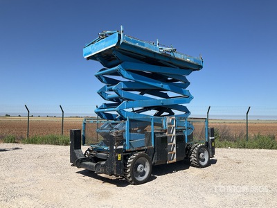 2002 Genie GS-5390 4x4 Diesel Scissor Lift