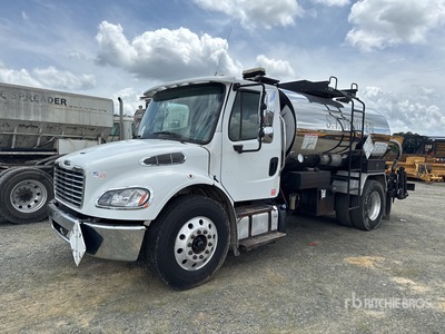 2017 Freightliner M2 106 4x2 Asfalt Verdeelwagen