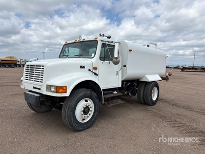 1996 International 4900 4x2 Water Truck