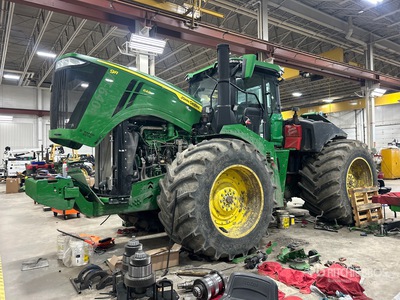 2024 John Deere 9R 640 Scraper Special Scraper Tractor
