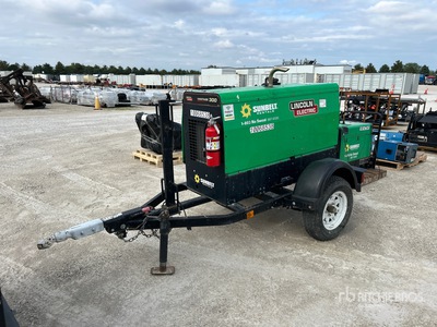 2018 Lincoln Vantage 300 400 A Mobile Multi-Process Engine Driven Welder