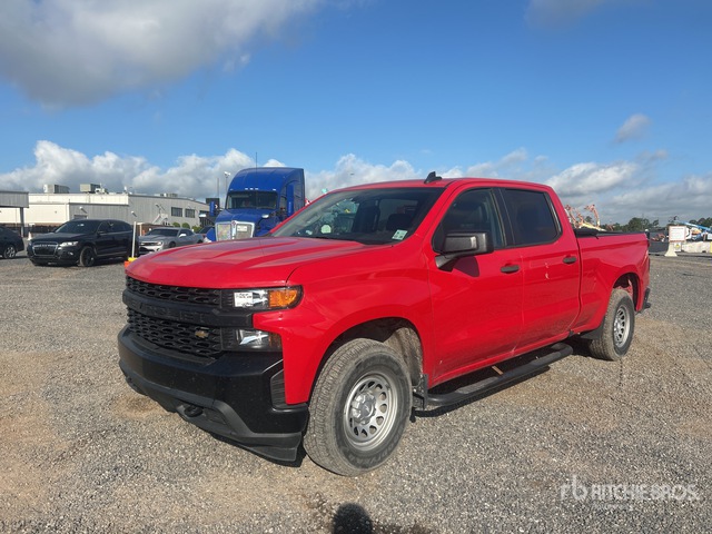 2019 Chevrolet Silverado 1500 4x4 Crew Cab Pickup