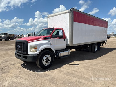 2016 Ford F-750 4x2 Furgonetka