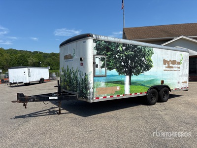 2013 Sure-Trac 20 ft T/A Remorque fermée