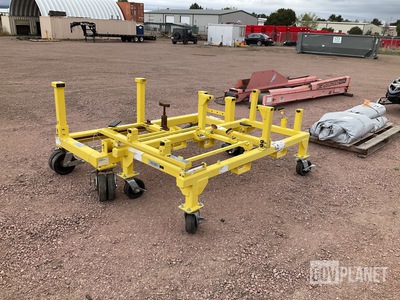 (2) Maintenance Stands