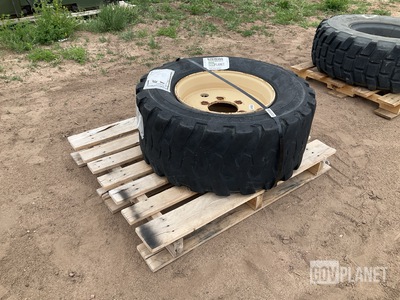 Titan 15-19.5 Tire w/Wheel