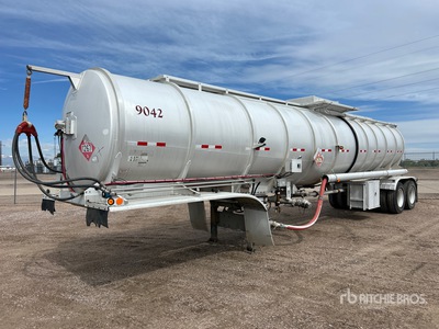 2014 Polar 9300 gal T/A Tanker Trailer