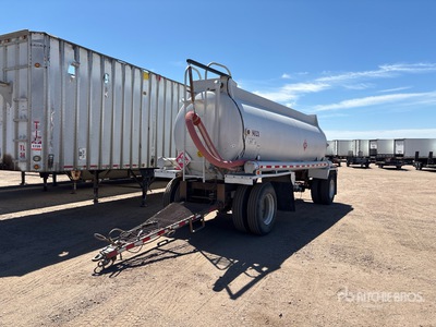 2012 Largo 4620 gal T/A Turntable Pup Tanker Trailer