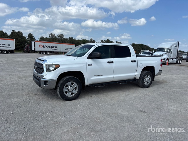 2019 Toyota Tundra SR5 4x4 Crew Cab Pickup
