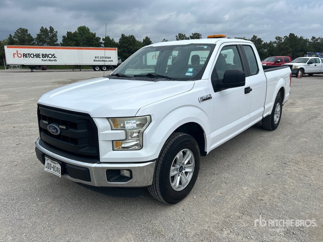 2015 Ford F-150 XL 4x2 Extended Cab Pickup