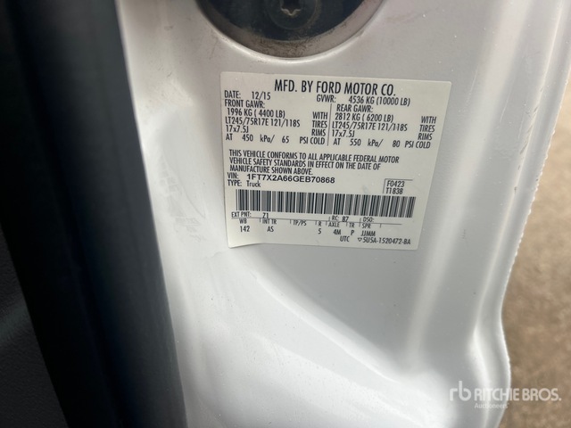 2016 Ford F-250 XL 4x2 Extended Cab Pickup