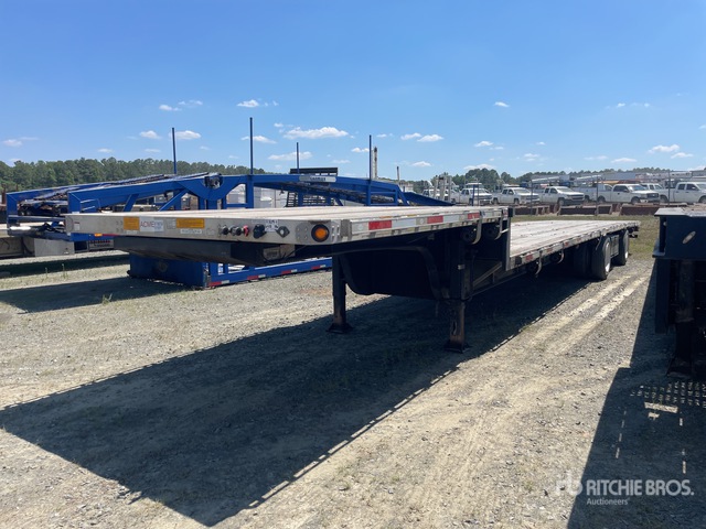 2020 Utility FS2CDHA 53 ft T/A Spread Axle Single Drop Step Deck Trailer