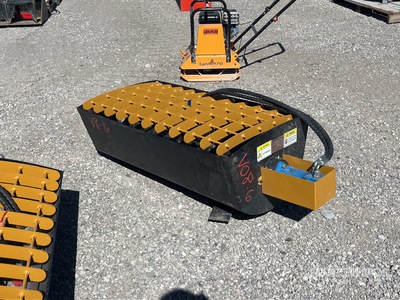 STARVOX SV-CM57 57 in Mini Skid Steer Concrete Mixer