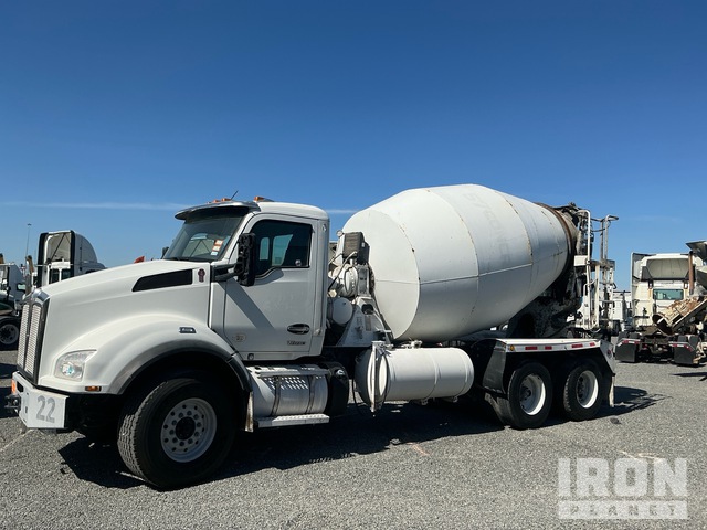 2022 Kenworth T880 6x4 Mixer Truck