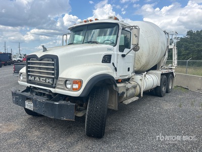 2007 Mack CV713 6x4 Mixer Truck