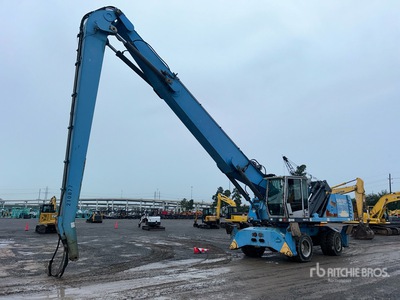 2011 Fuchs MHL360 Wheel Material Handler