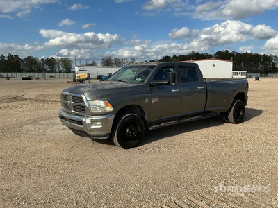 2011 Ram 3500 4x4 Crew Cab Pickup