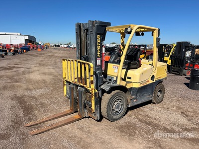 2019 Hyster H90FT 8000 lb Pneumatic Tire Forklift