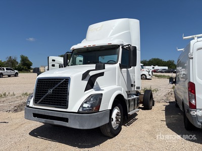 2017 Volvo VNL 4x2 S/A Day Cab Truck Tractor