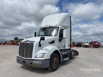 2018 Peterbilt 579 4x2 S/A Day Cab Truck Tractor