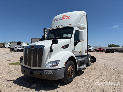 2018 Peterbilt 579 4x2 S/A Day Cab Truck Tractor