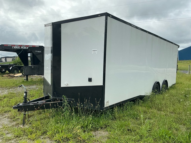 2024 Luxe 24 ft Enclosed Trailer
