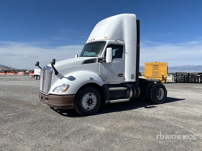 2016 Kenworth T680 4x2 S/A Day Cab Truck Tractor