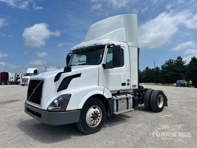 2016 Volvo VNL 4x2 S/A Day Cab Truck Tractor