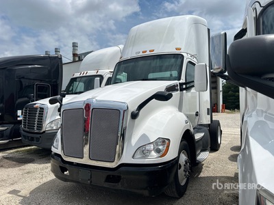 2016 Kenworth T680 4x2 تراكتور شاحنة (أحادي المحور) (Inoperable)