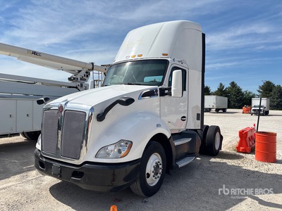 2016 Kenworth T680 4x2 S/A Dagcabine Trekker