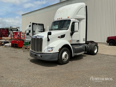 2018 Peterbilt 579 4x2 S/A Day Cab Truck Tractor