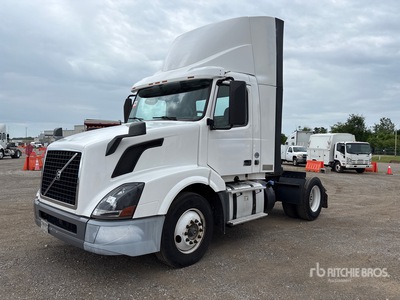 2018 Volvo VNL 4x2 S/A Dagcabine Trekker