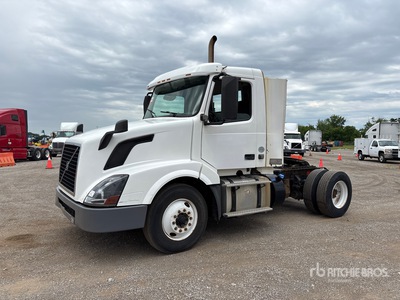 2017 Volvo VNL300 4x2 S/A Dagcabine Trekker