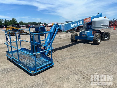 2014 Genie S-45 4WD Diesel Telescopic Boom Lift