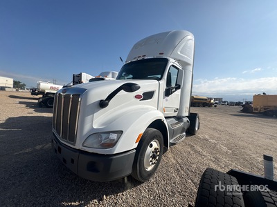 2018 Peterbilt 579 4x2 S/A Day Cab Truck Tractor (Inoperable)