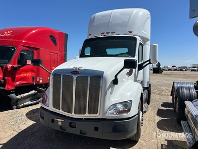 2018 Peterbilt 579 4x2 S/A Day Cab Truck Tractor (Inoperable)