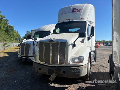 2016 Peterbilt 579 4x2 S/A Day Cab Truck Tractor