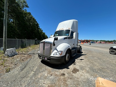 2018 Kenworth T680 4x2 S/A Day Cab Truck Tractor (Inoperable)