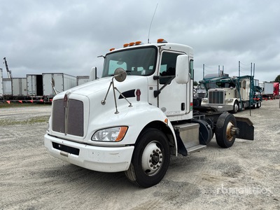 2016 Kenworth T370 4x2 Ciągnik siodłowy z kabiną dzienną S/A