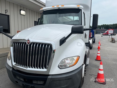2019 International LT625 S/A Day Cab Truck Tractor
