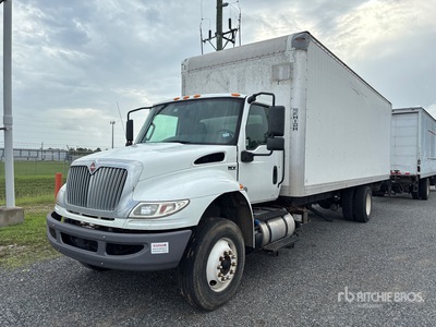 2020 International MV607 4x2 Van Truck
