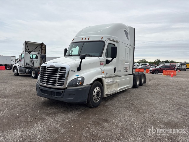 2018 Freightliner Cascadia 125 6x4 T/A Sleeper Truck Tractor
